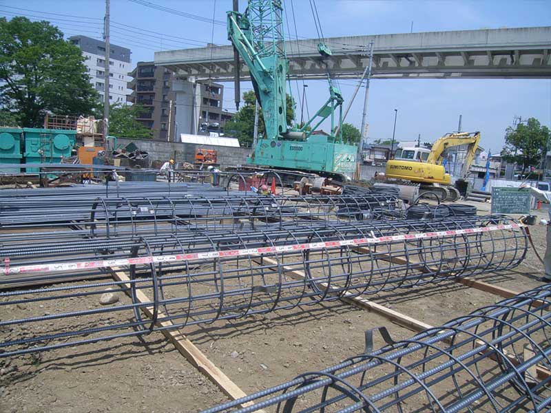 アースドリル工法